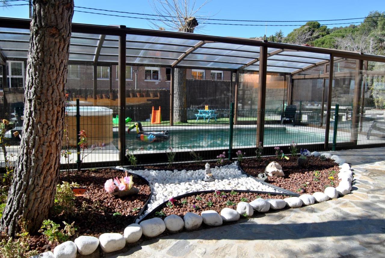 Complejo Casas Rurales Mansiones Y Villas Deluxe Collado Mediano Ngoại thất bức ảnh